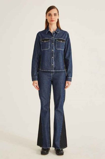 Jaqueta shacket jeans bicolor