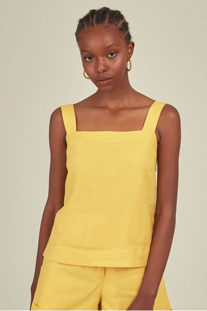 Blusa top em linho jardineira amarela