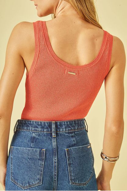 Regata canelada lurex em tricot coral