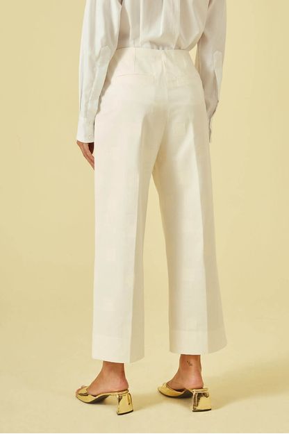 Calça reta pesponto cru