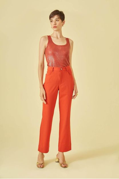 Calça básica reta em supermotion ferrugem