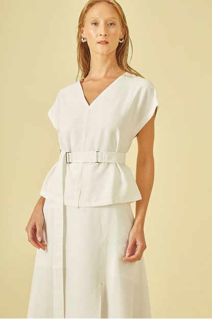Blusa decote v com fivela off white