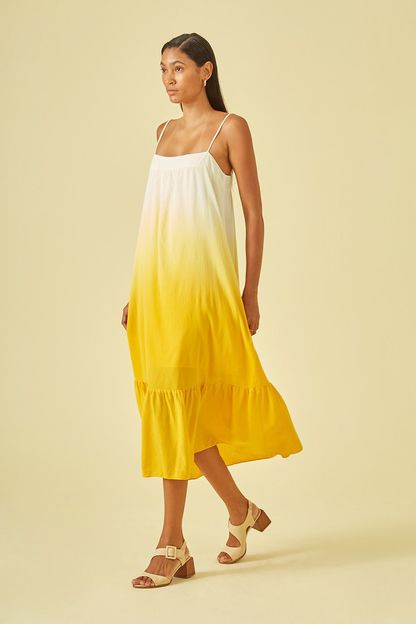 Vestido trapézio com maria amarelo