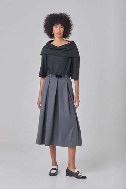 Saia midi pantalona pregas em lã fria chumbo