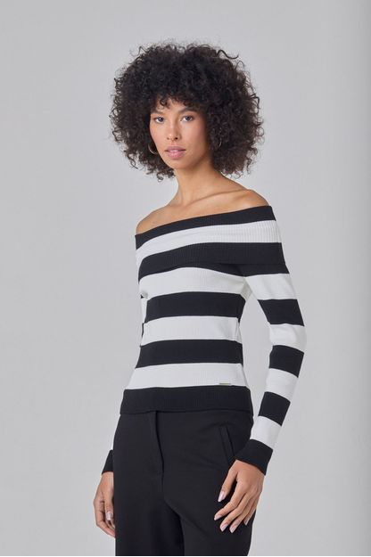 Blusa listrada ombro a ombro em tricot preto e branca