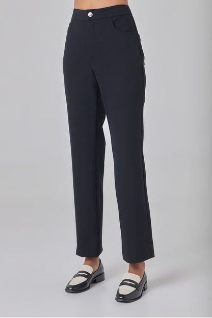 Calça slim tech comfort preta