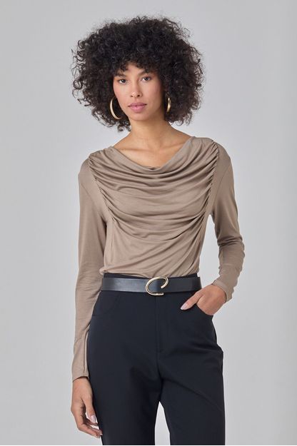 Blusa manga longa drapeada em malha fendi