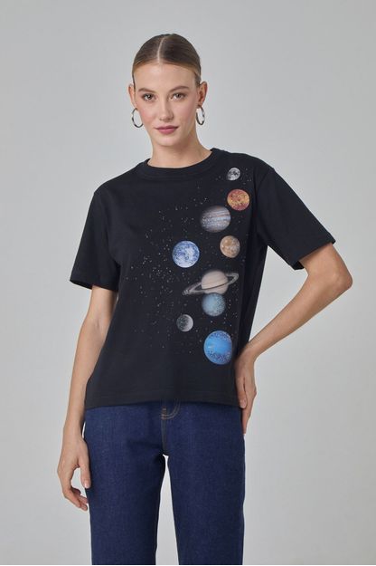 T-shirt planet preta