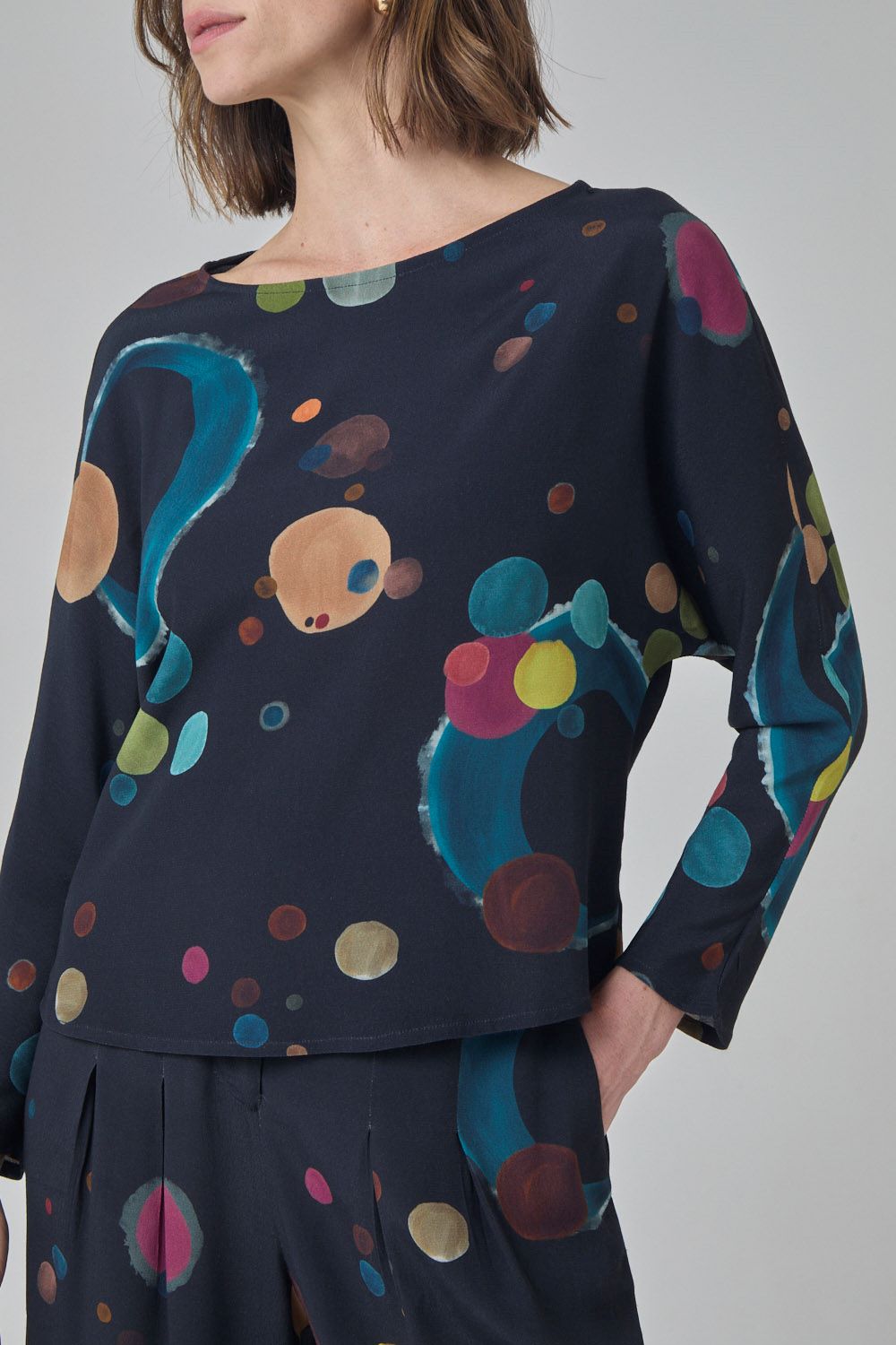Blusa manga morcego estampa eclipse