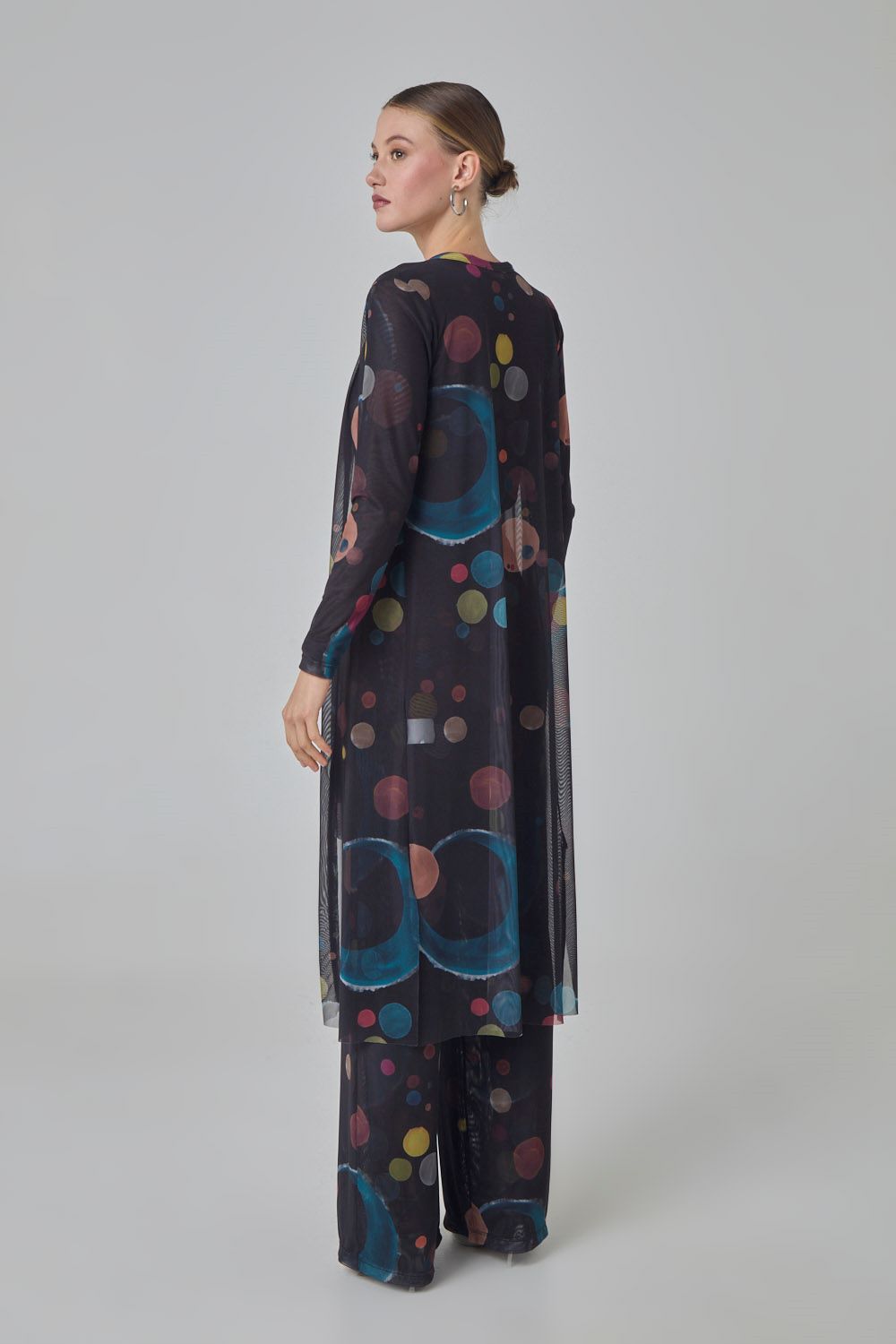 Maxi casaco em tule estampa eclipse