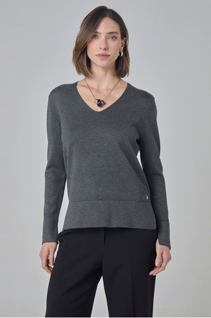 Blusa decote v em tricot melange chumbo