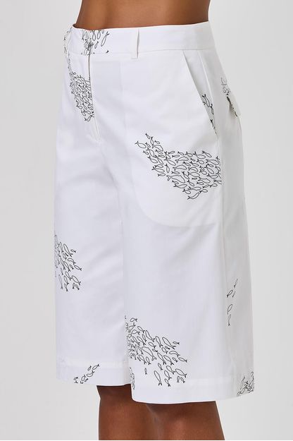 Bermuda em tricoline estampa cardume off white
