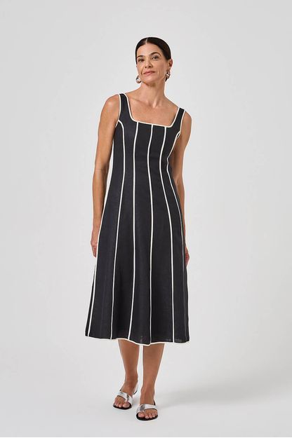 Vestido regata recortes com vivos preto