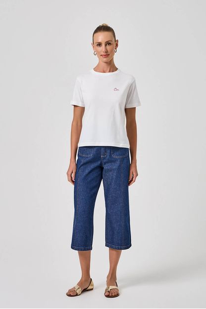 Calça pantacourt jeans bolso frontal azul escuro