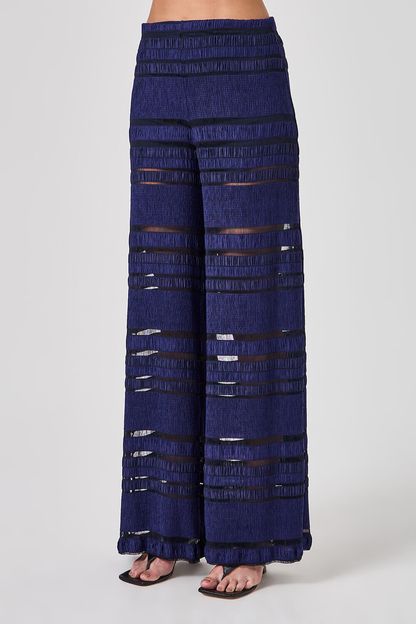 Calça anarruga