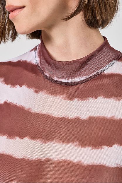 Regata gola alta em tule sailor marrom