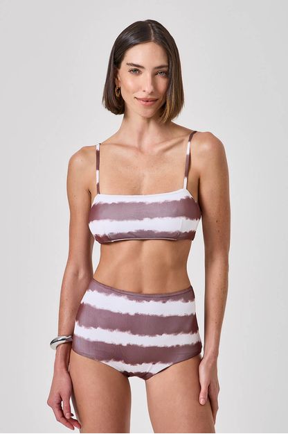 Conjunto em tule estampa sailor marrom