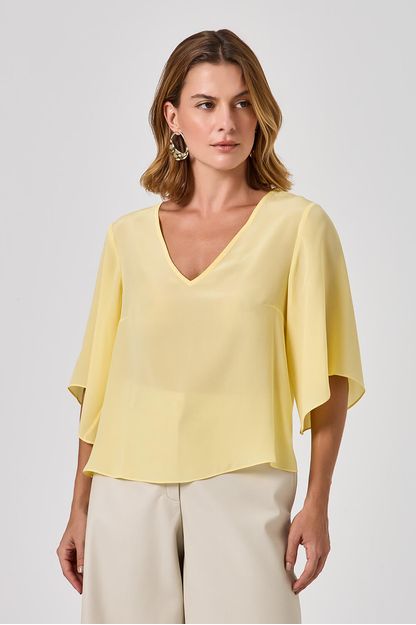 Blusa manga sino seda lisa amarela