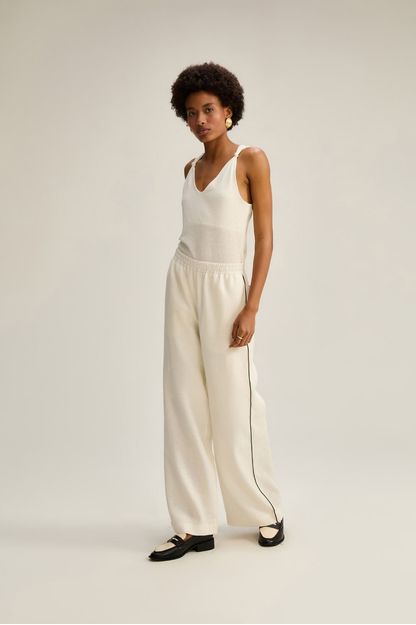 Calça pijama com vivos branco