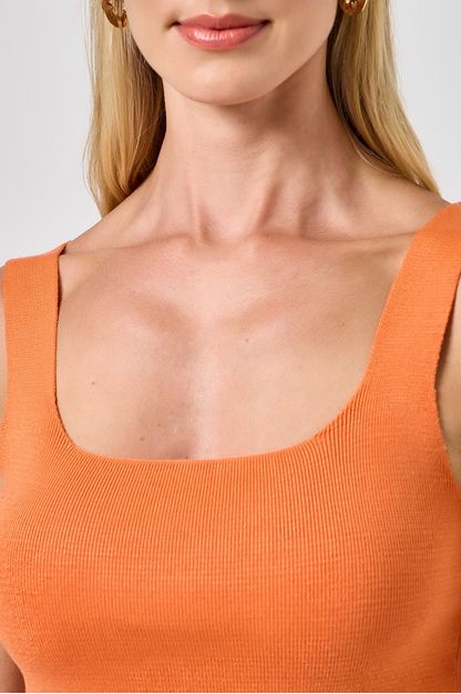 Regata decote quadrado em tricot laranja