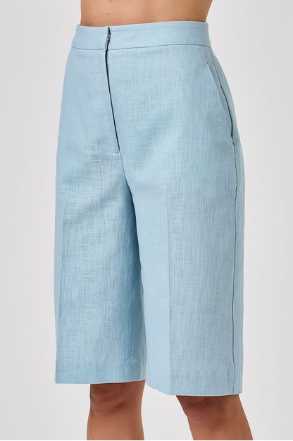 Bermuda ampla em linho lagostim azul