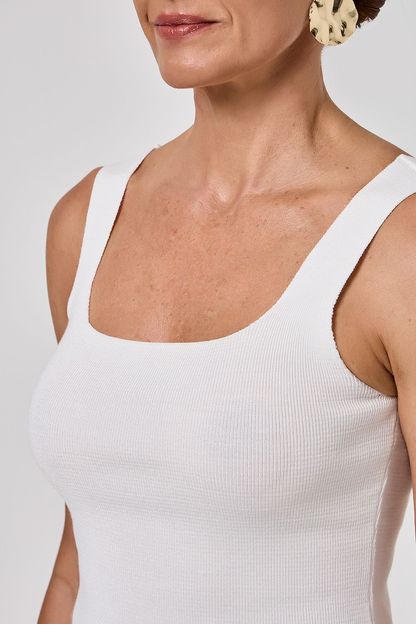 Regata decote quadrado em tricot off white
