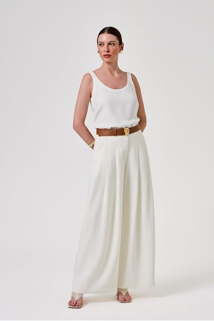 Calça pantalona pregas em crepe off white