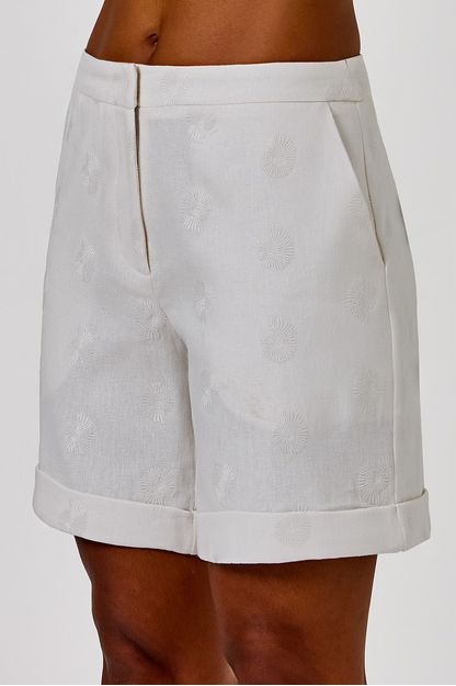 Short barra italiana em linho caramujos